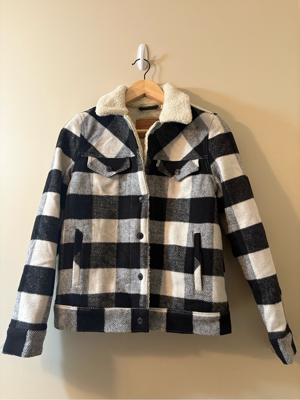 Levi's Black & White Buffalo Check Sherpa Jacket Women’s Size XS